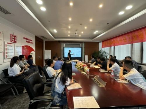 西頓照明與中機中聯(lián)工程開展工業(yè)照明產(chǎn)品技術交流會，共探技術合作新篇章